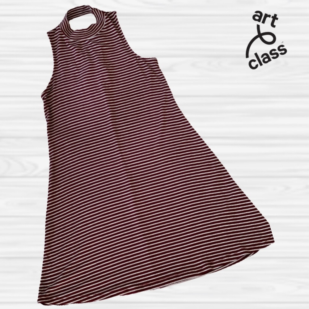 🎨Burgundy & White Striped Halter Dress🎨